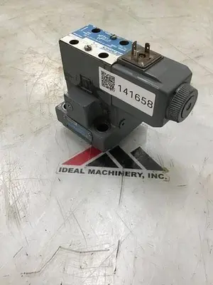 USED VICKERS DG4V-3-2A-M-U-HL7-60