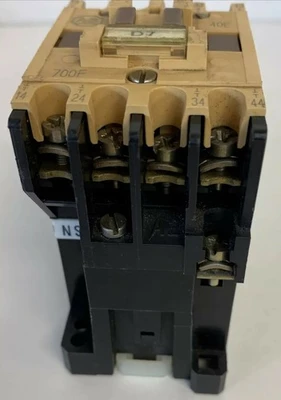 USED ALLEN BRADLEY 700-F400A22