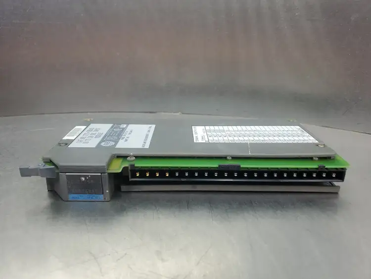 Used Allen-Bradley 1771-IBD/B PLC Input & Output | Palmetto Automation #1156406