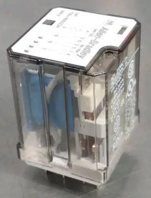Allen-Bradley 700-HB33Z24/E Relay Loc4D49