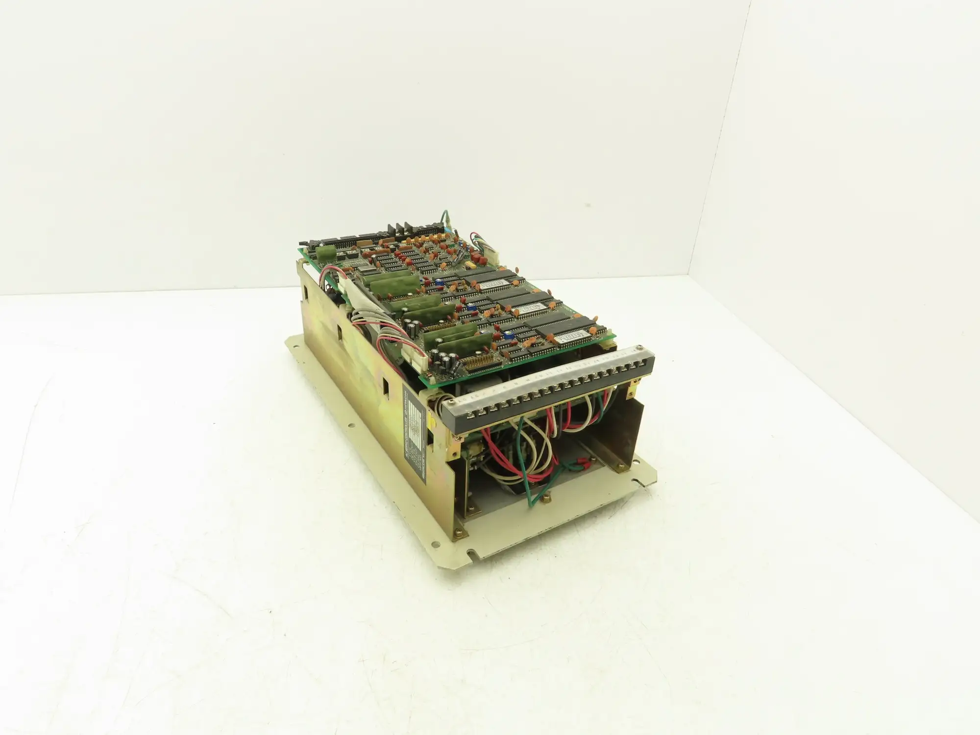 Hitachi HDV471 Servo Controller Power Supply Unit 270VDC Input 220VAC Output
