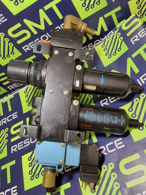 WILKERSON M18-04-CK00 REGULATOR W/ MAC VALVE ASSEMBLY M18-04-FK00 / V18-04-0000