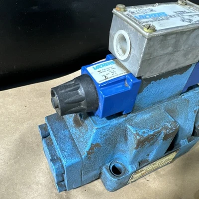 USED Vickers DG4V36CMWB40