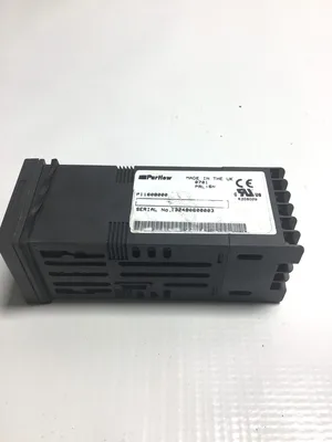 Partlow P11608000 Temperature/ Process Controller 2A