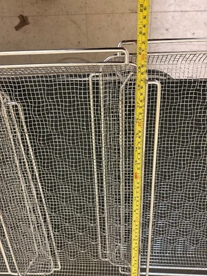 set of 3 wired baking sheets