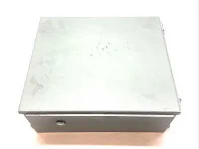 Used Wiegmann Hinged Enclosure Gray 16" x 14" x 6" Electrical Boxes Michigan US | Maverick Industrial Sales #1401589