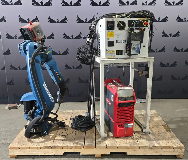 Used 2020 FANUC ArcMate 120iD + R-30iB PLUS + TPS 400i Robots Michigan US | iGAM Industrial Marketplace #1382894
