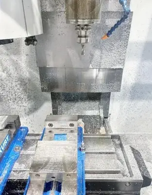 USED 2012 HAAS TM-1P