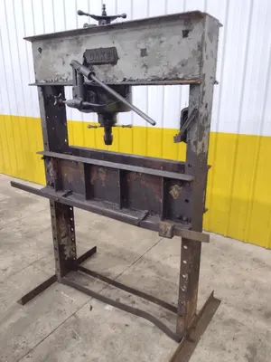 USED DAKE 75H