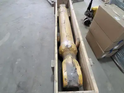 USED KOMATSU R707-01-0303