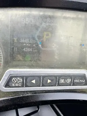 USED 2016 HYUNDAI 70D-9