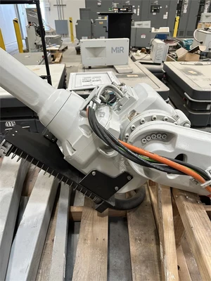 Used 2018 ABB IRB 4600 Robotics California US | MachineryMax #1462075