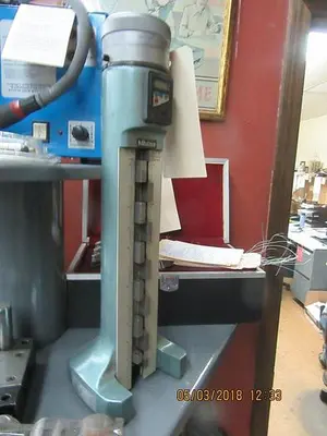 2713-700 Mitutoyo 12″ HeightMaster Digital Height Gage, Model 515-355