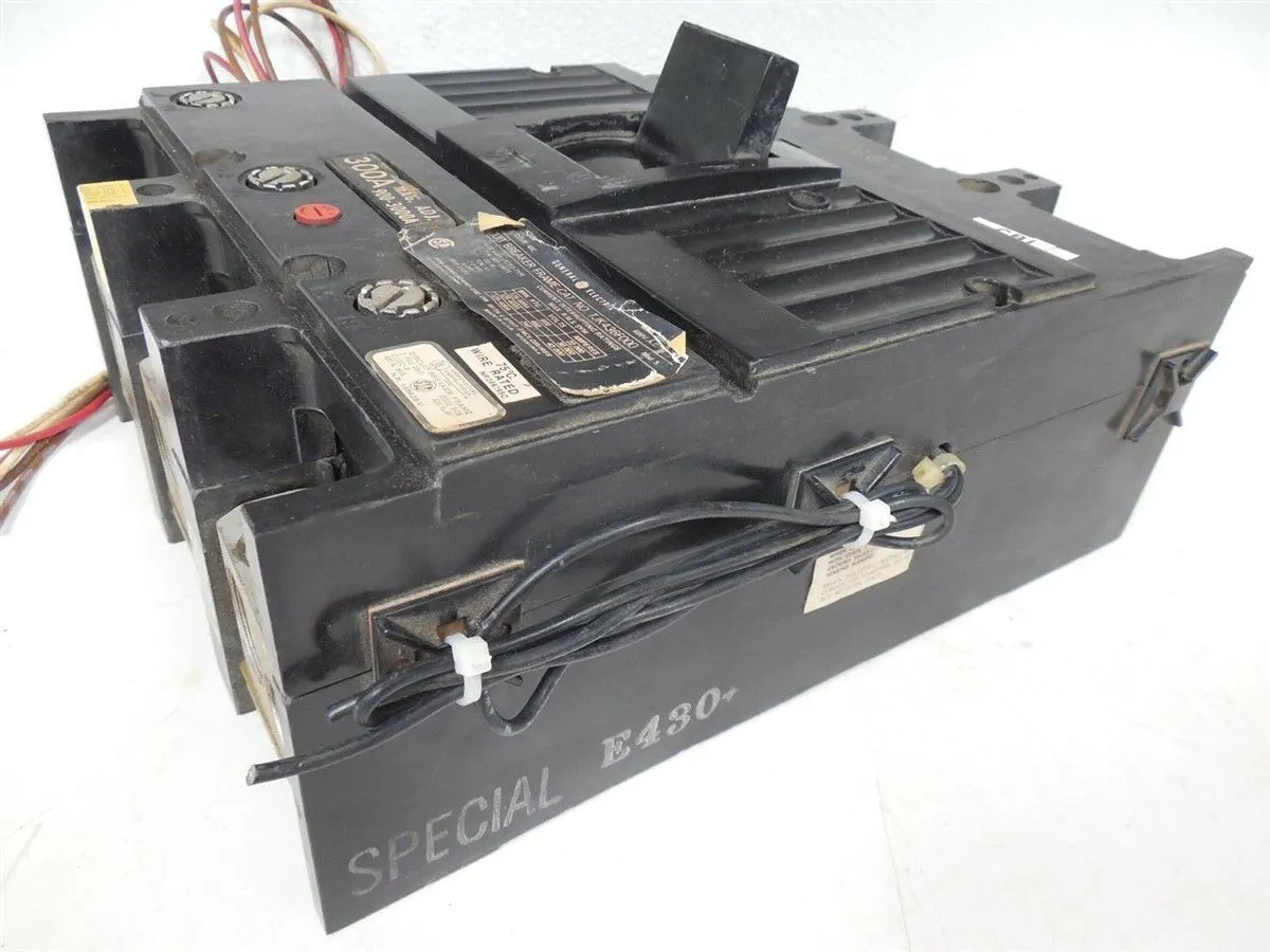 General Electric TJK436F000 Circuit Breaker 400A Frame 300A Trip Shunt Used