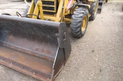 Used 2009 CATERPILLAR 414E IL SKIP /LANDSCAPE LOADER Wheel Loaders Manitoba CA | Conquest Truck & Auto Sales #1421330
