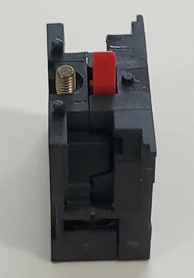 NEW TELEMECANIQUE ZB2-BE102