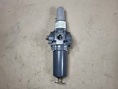 NEW FISHER 67DFR-25/T40F/T2/TB