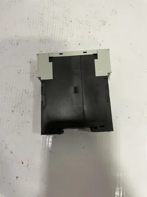 Siemens 3RP1574-1NQ30 Time-Delay Relay 100-127VAC 24VAC/DC -NIB