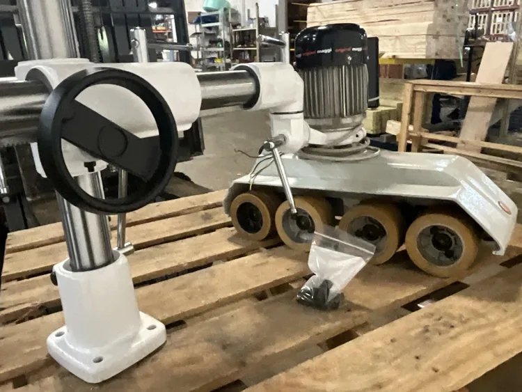 Used _UNKNOWN_ 2048 Power Feeders (Woodworking) Ohio US | AW Machinery, LLC. #1415094