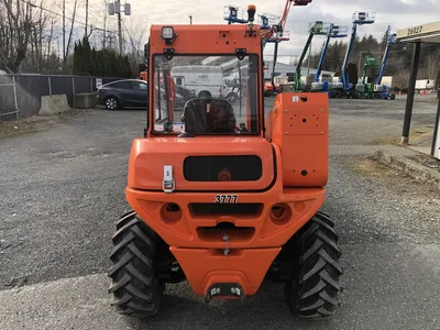 New | in-Stock 2026 SKYTRAK 3013 COMPACT TELEHANDLER Telehandlers Alberta CA | Adcock Equipment #1417651