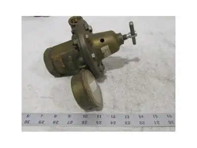 Airco 8791 Compressed Gas Regulator 1"NPT in 1/2NPT out