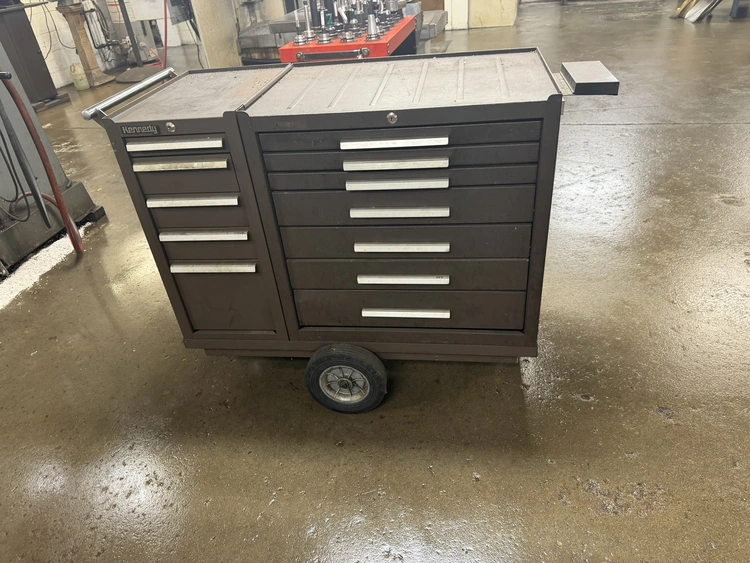 Used _UNKNOWN_ _UNKNOWN_ Tool Carts Michigan US | Miedema Asset Management Group #1292851