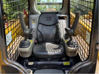 Used 2019 CATERPILLAR 242D Skid Steer Loaders Pennsylvania US | National Lift Equipment #1381162