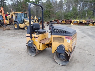 Used 2008 STONE WOLFPAC 4100 Tandem Rollers Massachusetts US | Brookside Equipment Sales #1422200
