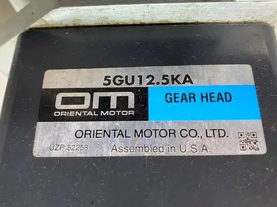 Associated Two-Head Top & Bottom Labeller
