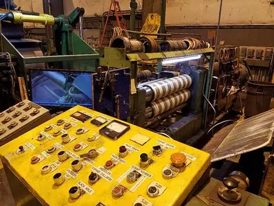 48" X 25,000 LBS. STAMCO SLITTING LINE (USED)