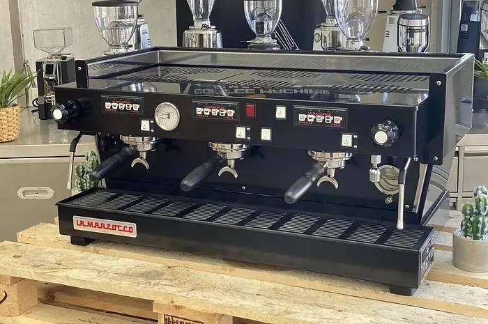 Used LA MARZOCCO CLASSI AV Coffee Equipment British Columbia CA | Surrey Food Equipment #434307