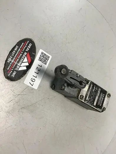 Used RB DENISON CDJD053 Relays & Switches Michigan US | Ideal Machinery #705034