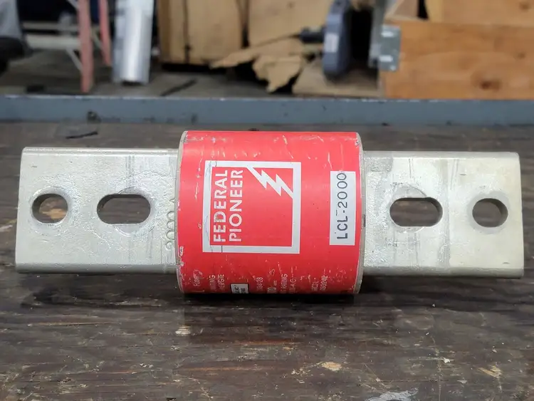 Used FEDERAL PIONEER LCL-2000 Misc Electrical & Power Parts British Columbia CA | Lenmark #248905