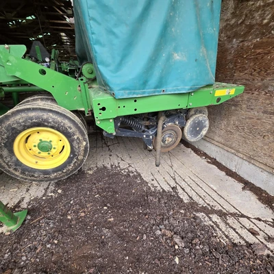 JOHN DEERE 455 Grain Drill | Iron Listing (10)