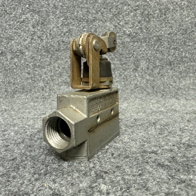 Used Micro-Switch DTE6-2RN Relays & Switches California US | Davliegogo LLC #1708235
