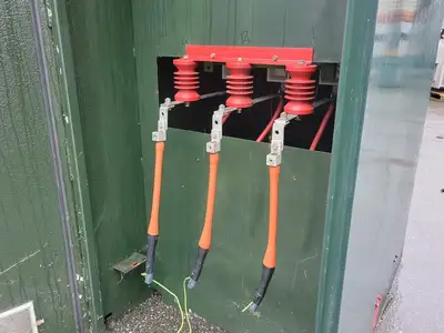 750 kVA Oil-Filled ONAN Transformer, HV. 12470 Delta, LV. 208Y/120 w/ Switchgear