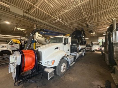 2016 VACTOR 2100P Combination Sewer Cleaner | VacSource (4)