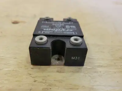 USED CRYDOM D2450