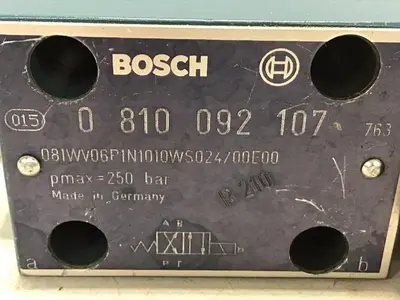 USED BOSCH 0 810 092 107