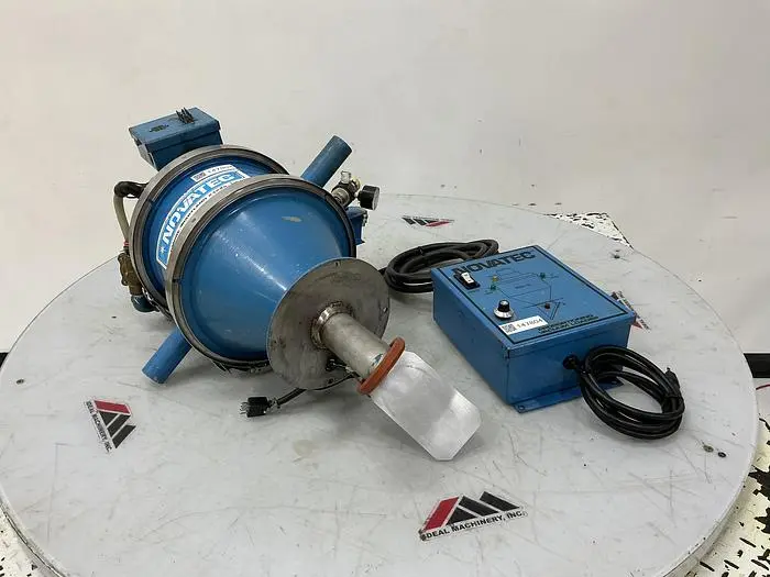 Used NOVATEC VL-4 Loaders (Plastic Upstream) Michigan US | Ideal Machinery #695990