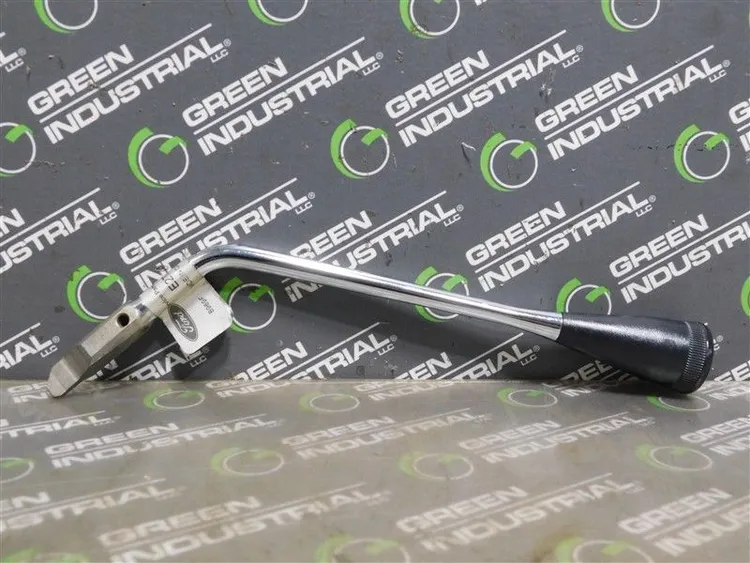 Used _UNKNOWN_ E2TZ-7210-J Automotive Parts Wisconsin US | Green Industrial #668868