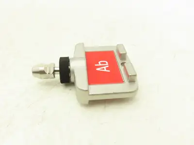 Allen Bradley 440T-AKEYE10AB Guardmaster Trapped Key Interlock Key Ab