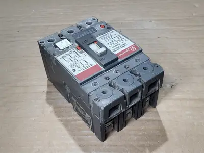Used GENERAL ELECTRIC SELA36AT0030 Switchgears British Columbia CA | Lenmark #409208