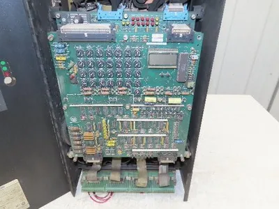 Allen Bradley 1370AR-AOG75-BE High Performance DC Drive 400VDC 180A