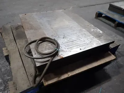 30" X 36 1/2" Magnetic Chuck