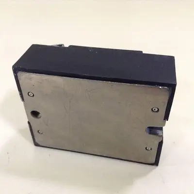 USED CRYDOM D4825