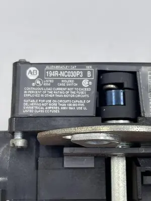 Used ALLEN-BRADLEY ALLEN-BRADLEY 194R-NC030P3 SER B 194R-NHR1 SER A Disconnects | ND Industrial Surplus #1215059