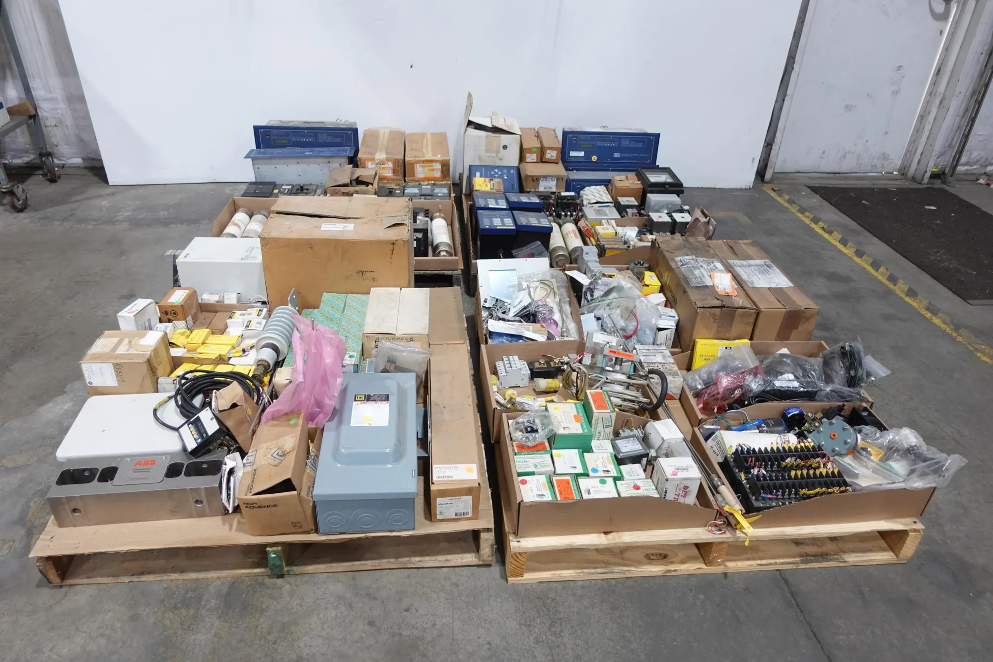 4 PALLETS OF ASSORTED ELECTRICAL