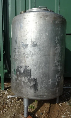 500L S/S Enclosed Tank 15 Psi
