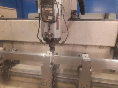 USED 2006 MECAL MC305 FAT